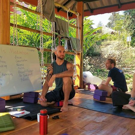True Nature Chiang Mai - Yoga & Meditation Homestay Retreat מראה חיצוני תמונה